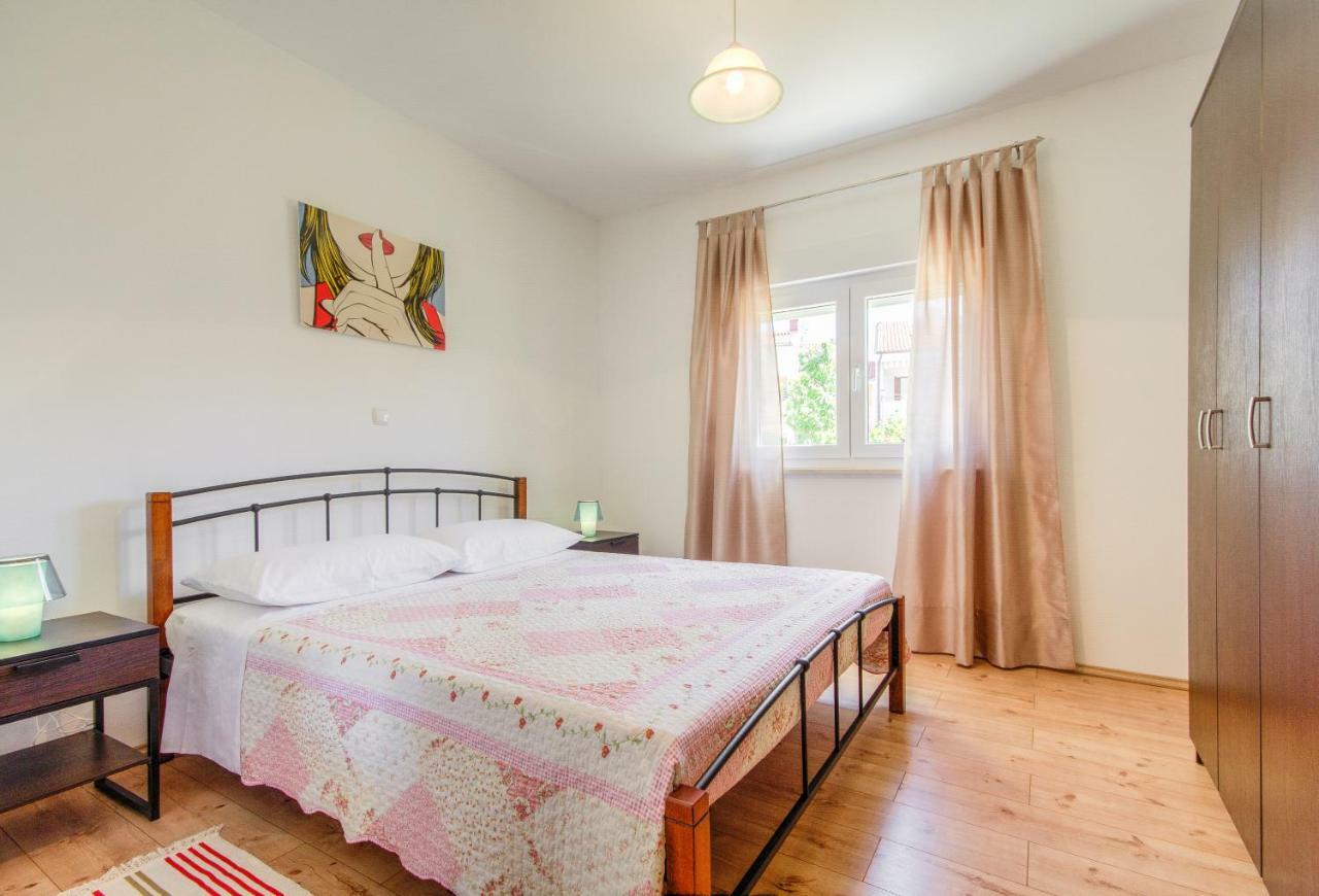 Apartmani Prodan 2 Fazana Luaran gambar