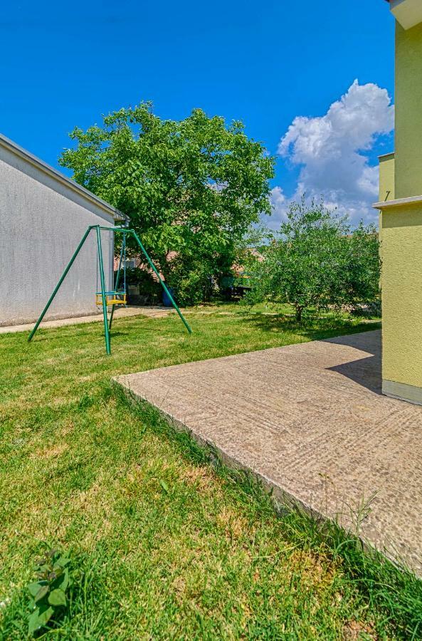 Apartmani Prodan 2 Fazana Luaran gambar