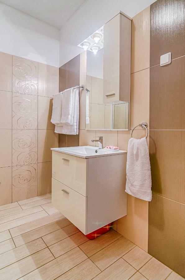 Apartmani Prodan 2 Fazana Luaran gambar