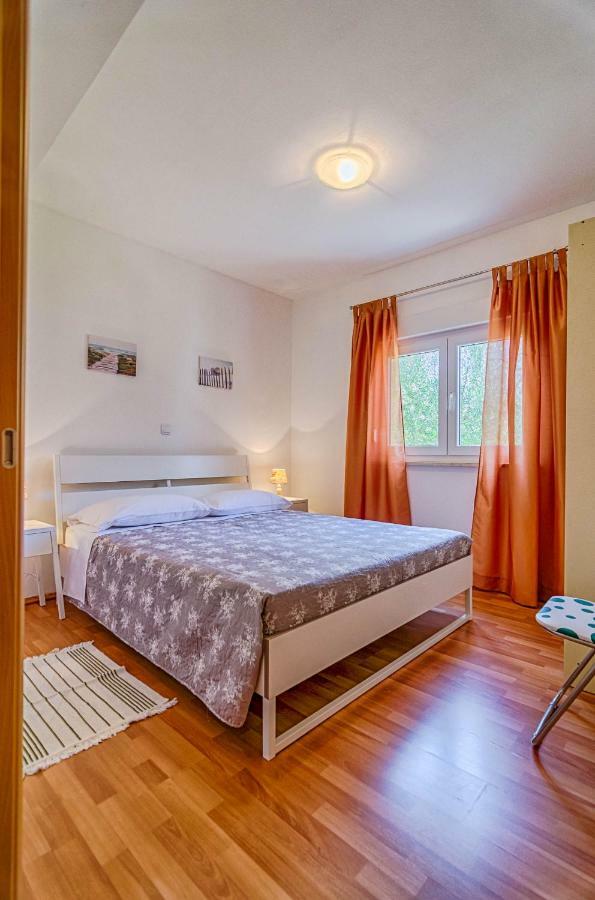 Apartmani Prodan 2 Fazana Luaran gambar