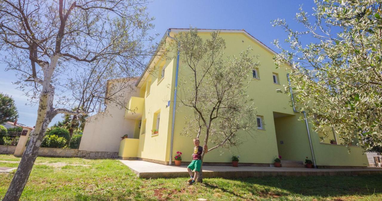 Apartmani Prodan 2 Fazana Luaran gambar
